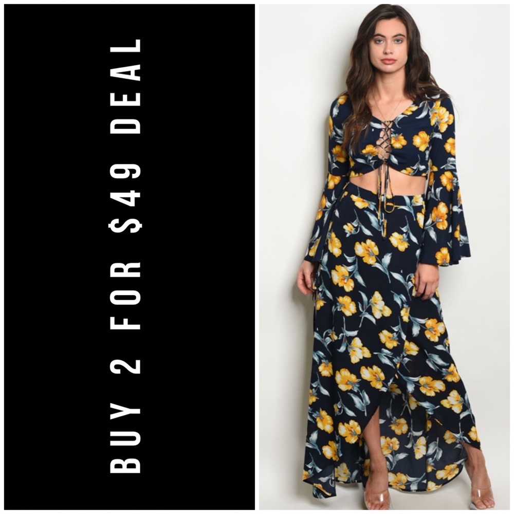 RESORT NAVY FLORAL FLARE SLEEVE SKIRT SET